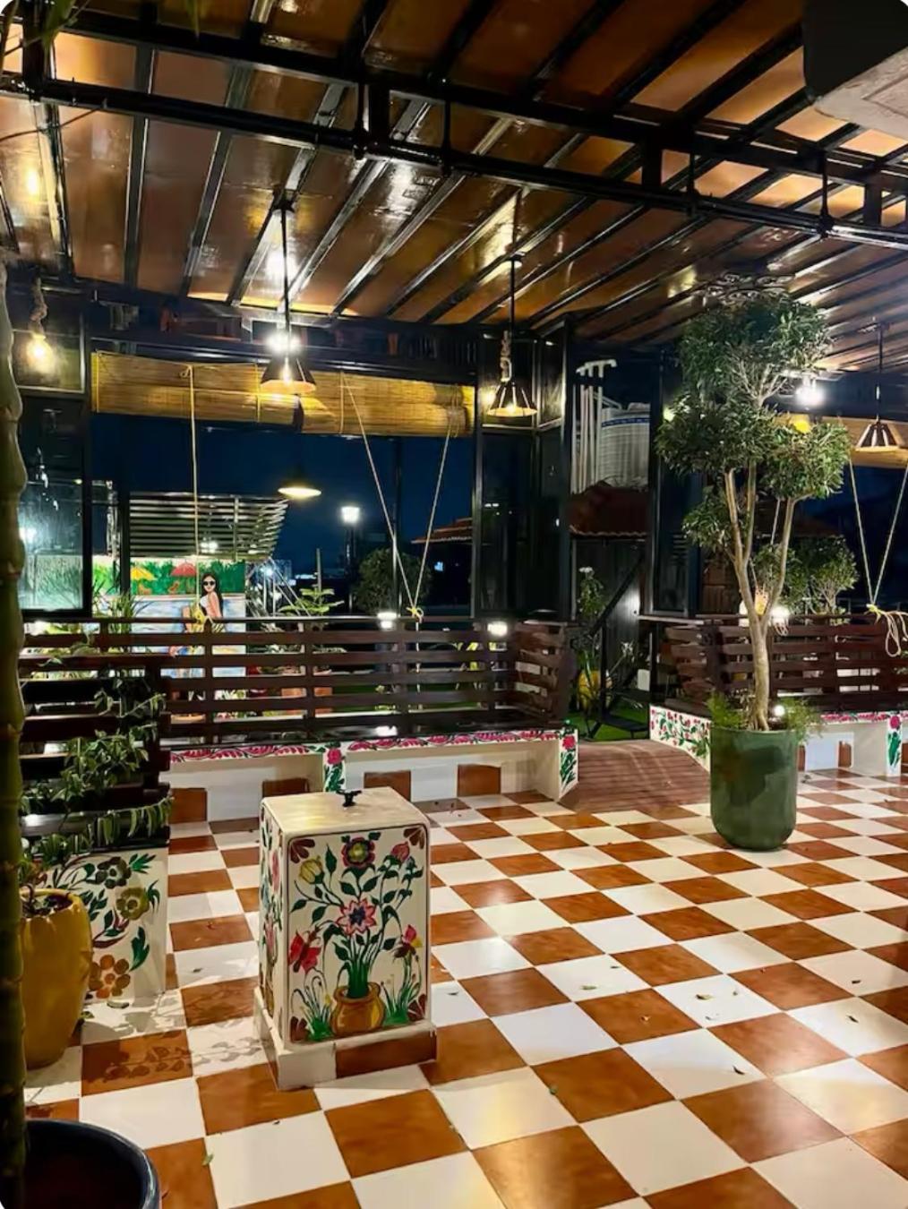 Oceanview Homestay For Couple ポンディシェリ エクステリア 写真